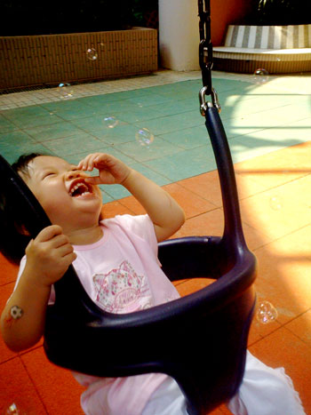 gal/1 Year and 7 Months Old/P1000916.jpg